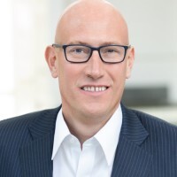 Hird, Tim (Robert Half)